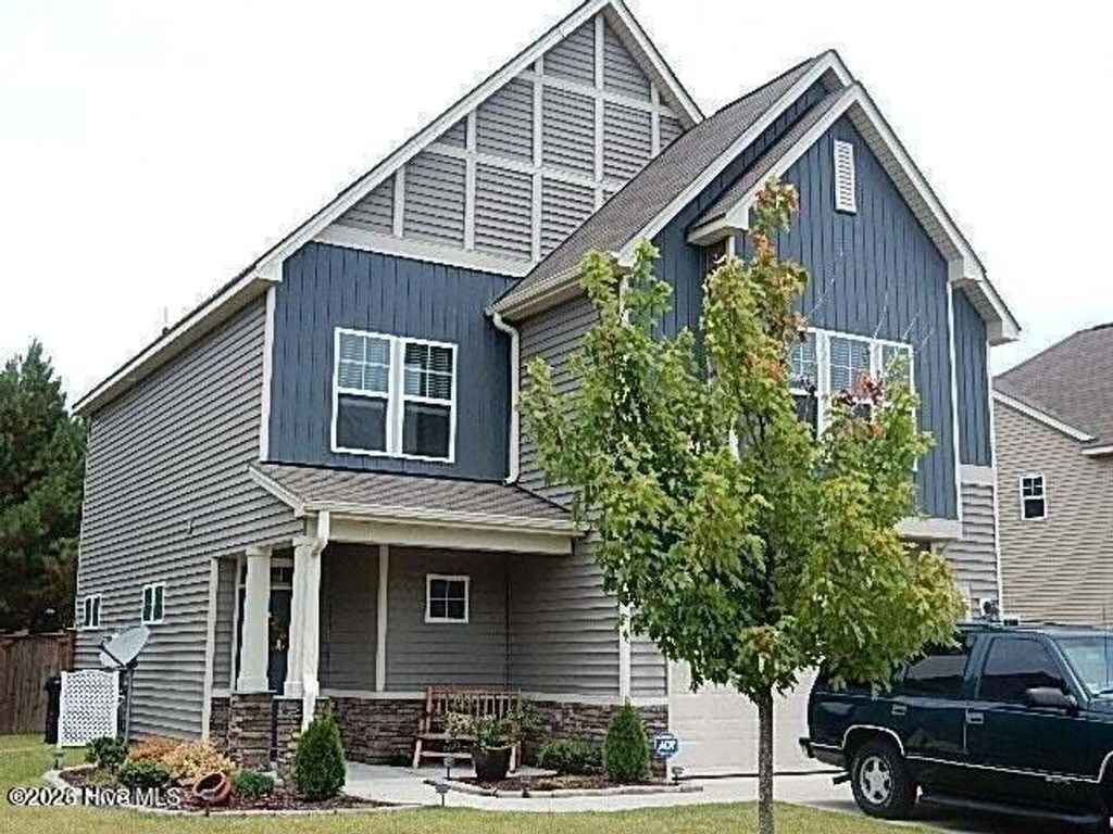 Photo of 212 Long Pond Drive, Sneads Ferry, NC 28460 (MLS # 100557279)