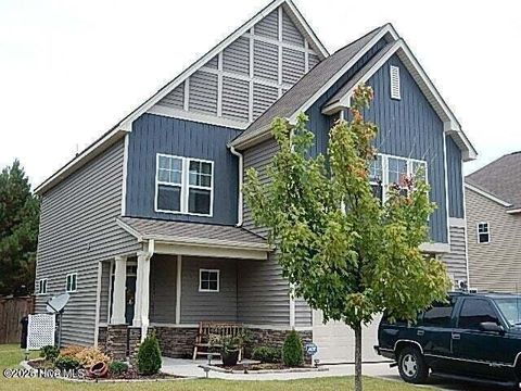 Photo of 212 Long Pond Drive, Sneads Ferry, NC 28460 (MLS # 100557279)