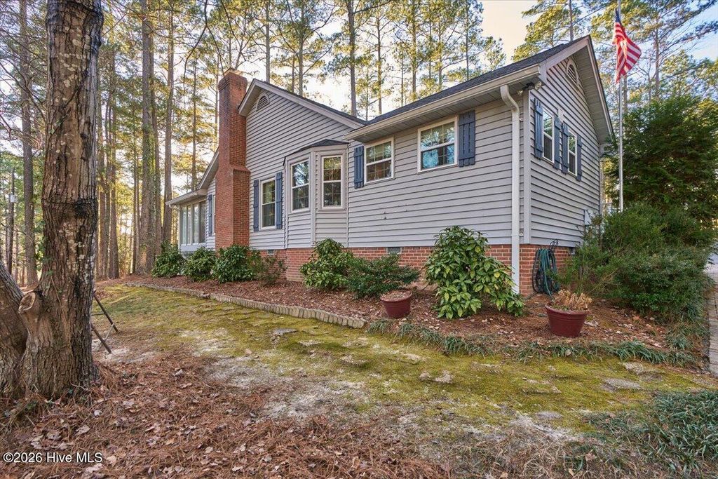 Photo of 171 Pine Ridge Drive, Whispering Pines, NC 28327 (MLS # 100554327)