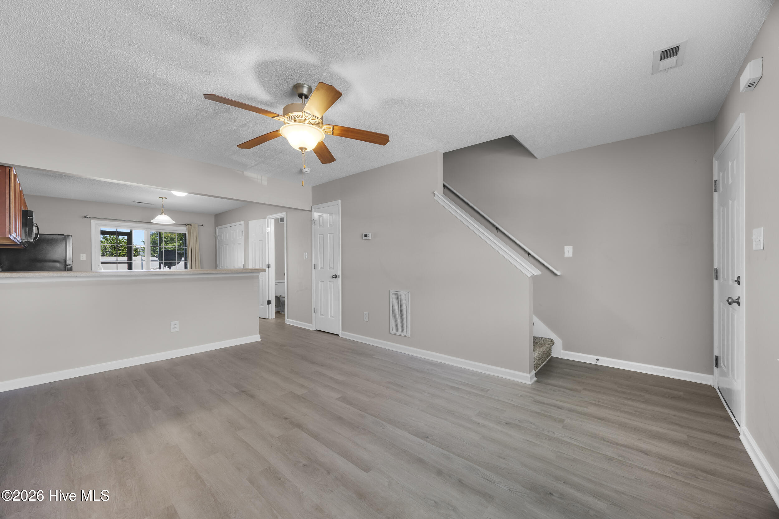 1003 Grandeur Avenue