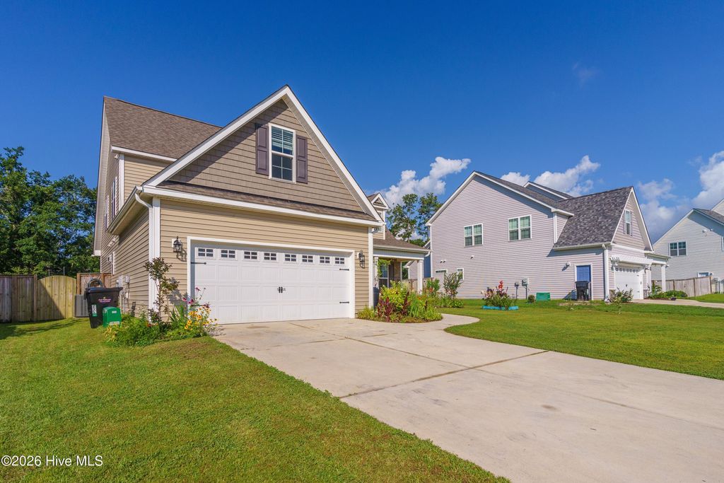 Photo of 66 S Lamplighters Walk, Hampstead, NC 28443 (MLS # 100571581)