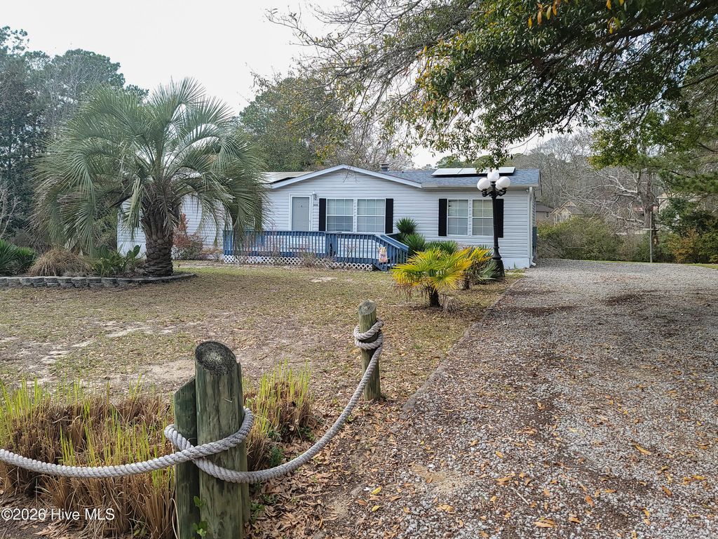 Photo of 1800 Nottingham Circle SW, Ocean Isle Beach, NC 28469 (MLS # 100560378)