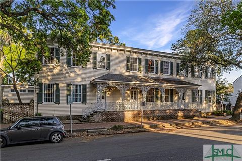 52-56 E Broad Street Savannah GA 31401