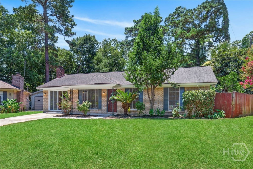 Photo of 110 Penn Waller Cove, Savannah, GA 31410 (MLS # SA359537)