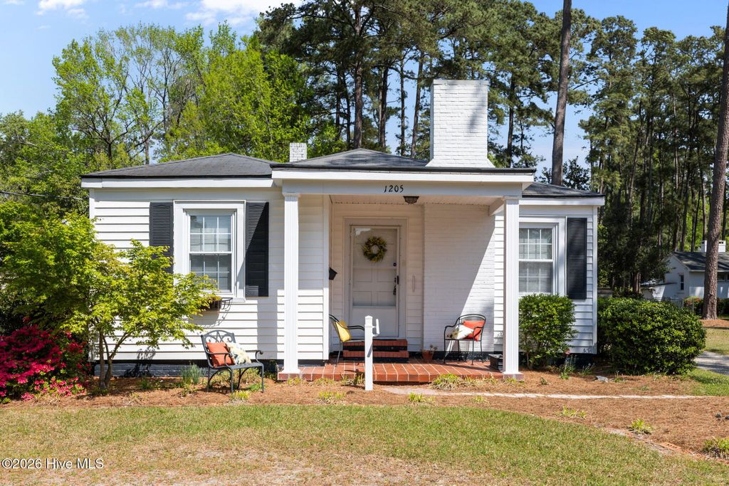 Photo of 1205 Harding Avenue, Kinston, NC 28501 (MLS # 100565262)