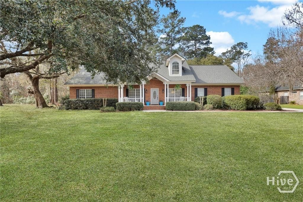 Photo of 352 Harbour Lane, Richmond Hill, GA 31324 (MLS # SA346436)