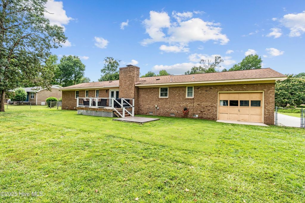 Photo of 9135 Sue Circle NE, Leland, NC 28451 (MLS # 100526163)