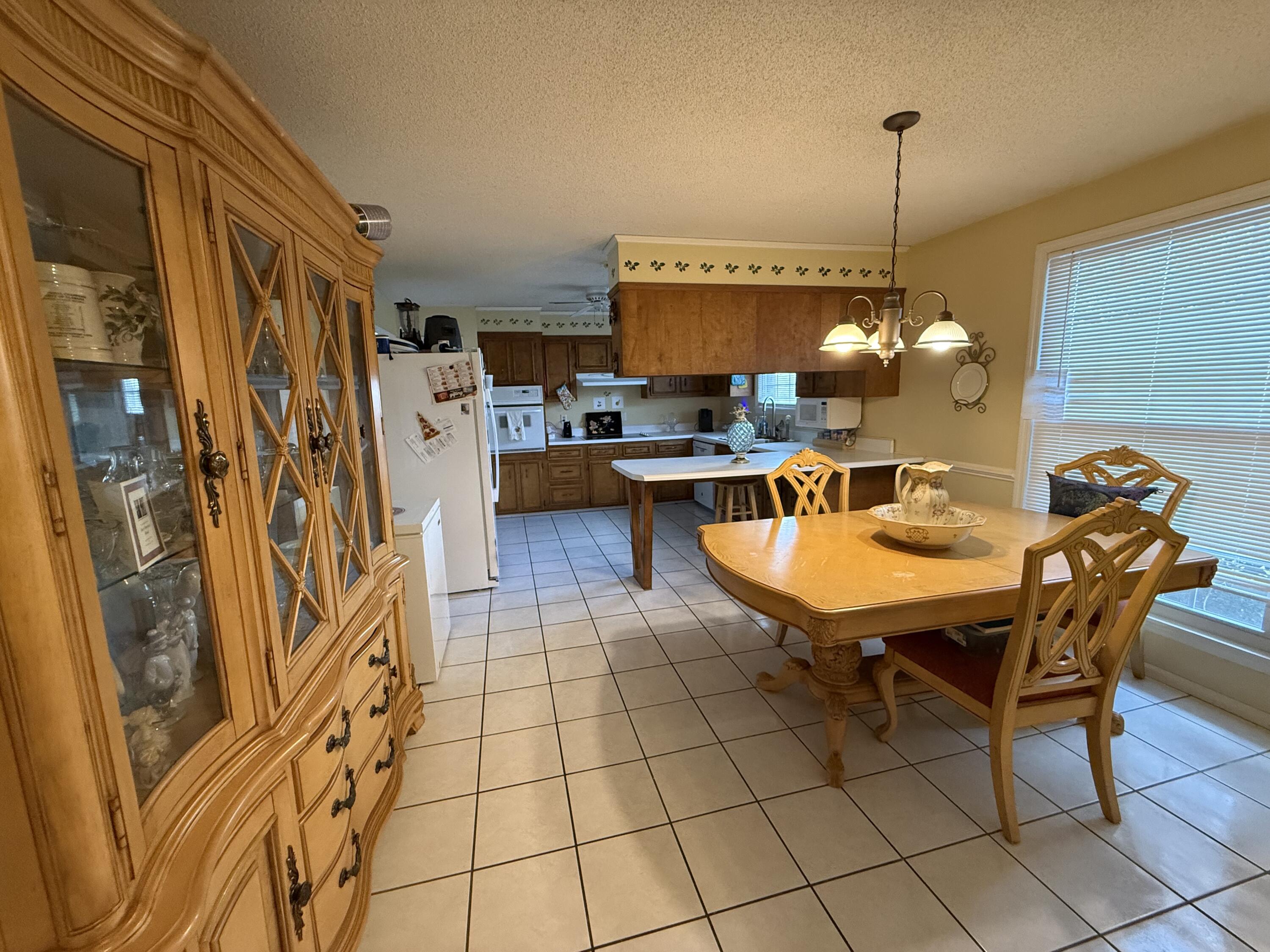 3104 Whiteoak Road