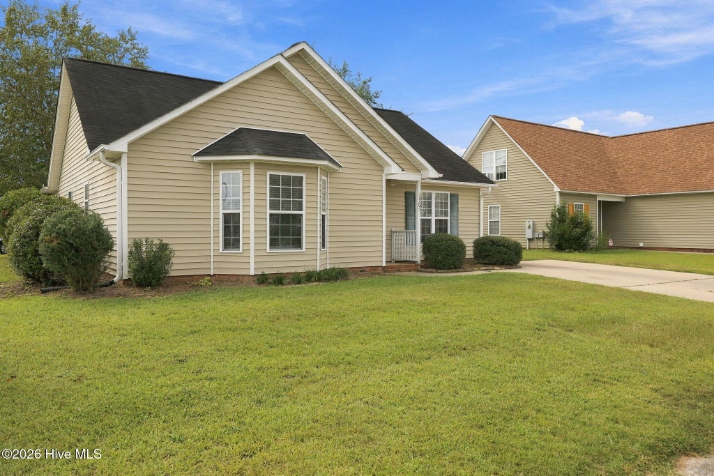 Photo of 2205 Penncross Drive, Greenville, NC 27834 (MLS # 100606610)