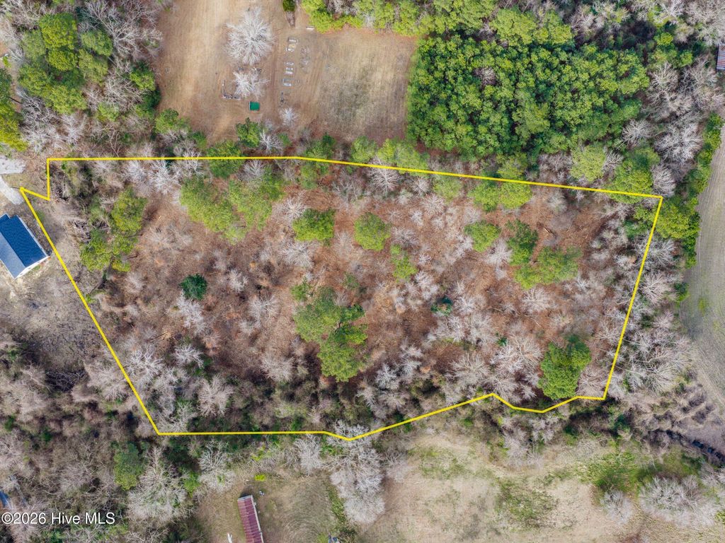 Photo of 0 Bridge Side Drive E, Jacksonville, NC 28546 (MLS # 100550805)