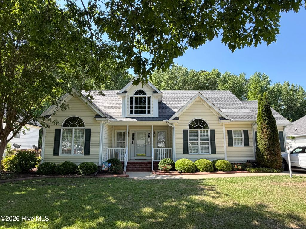 Photo of 3535 Shadow Ridge Road N, Wilson, NC 27896 (MLS # 100569388)