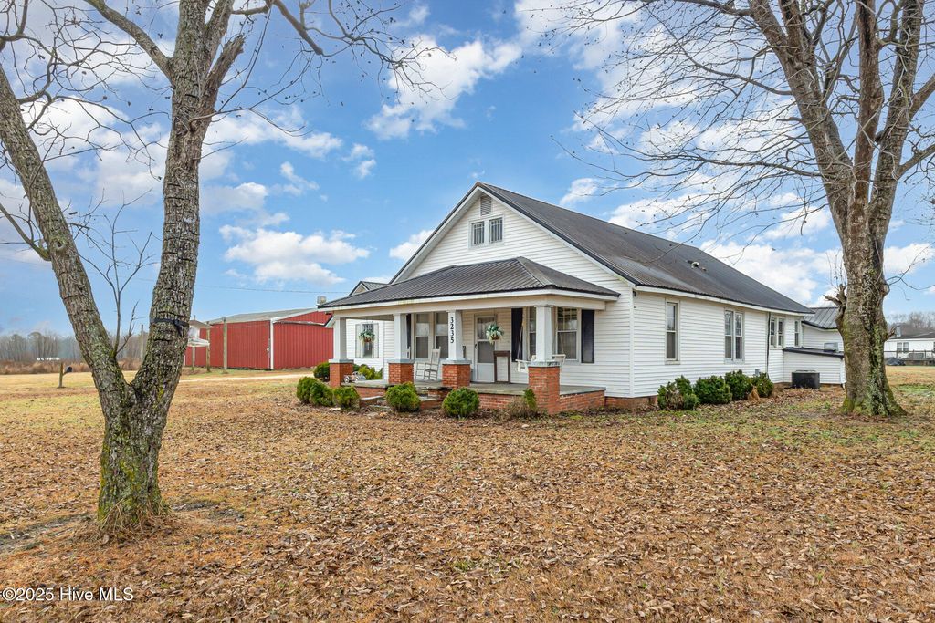 Photo of 3235 Us Highway 13 Highway S, Goldsboro, NC 27530 (MLS # 100544955)