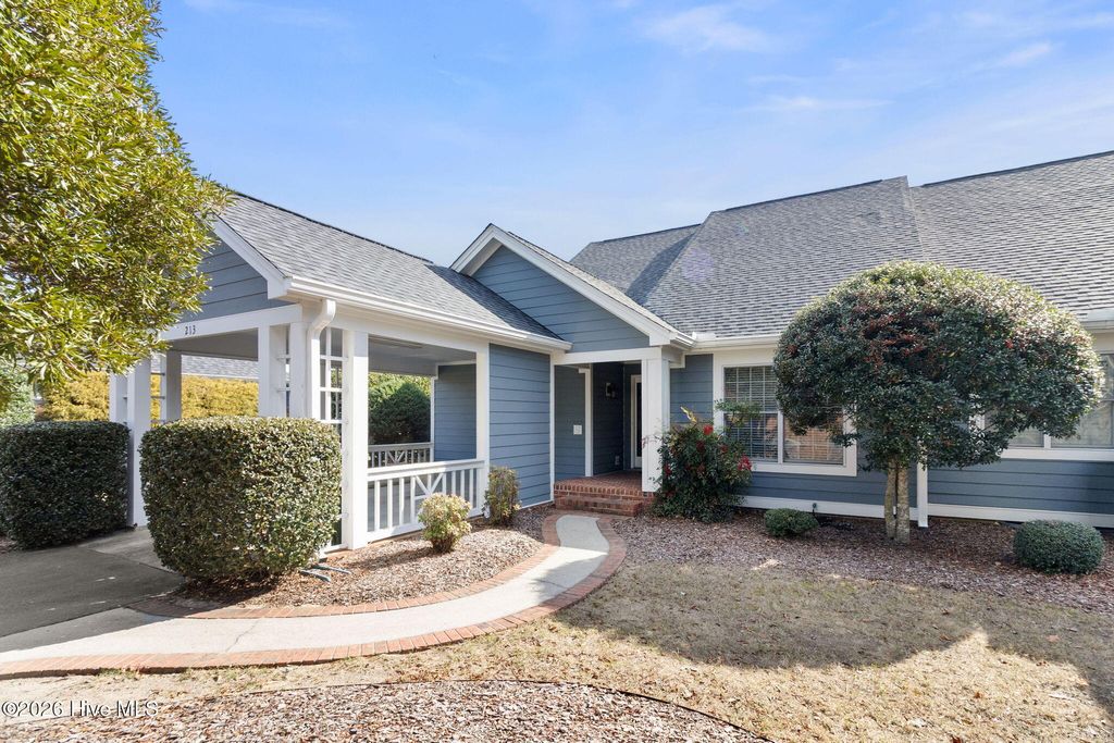 Photo of 213 N Knoll Road, Southern Pines, NC 28387 (MLS # 100561760)