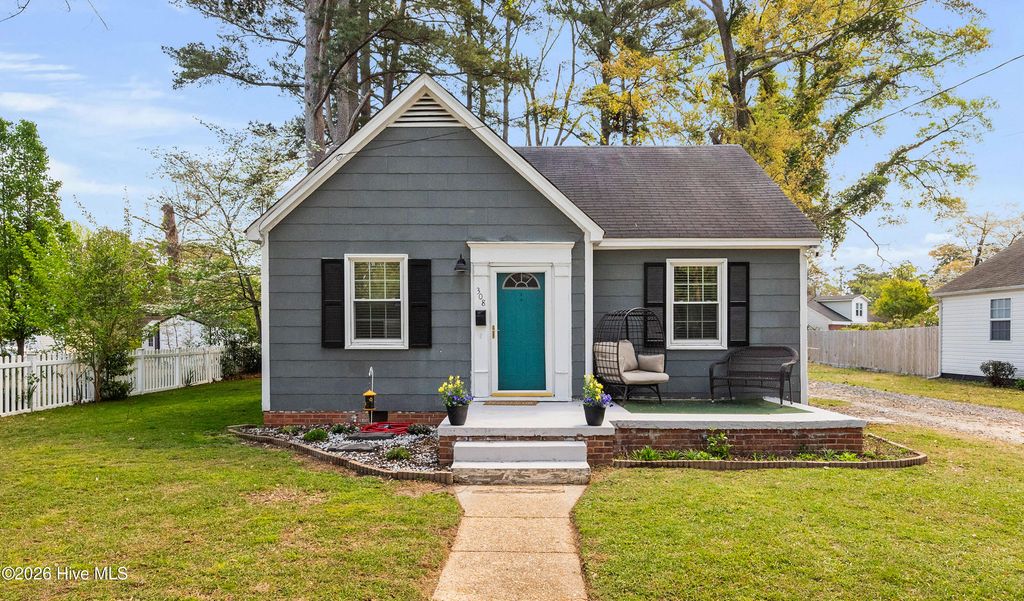 Photo of 308 N Audubon Avenue, Goldsboro, NC 27530 (MLS # 100564575)