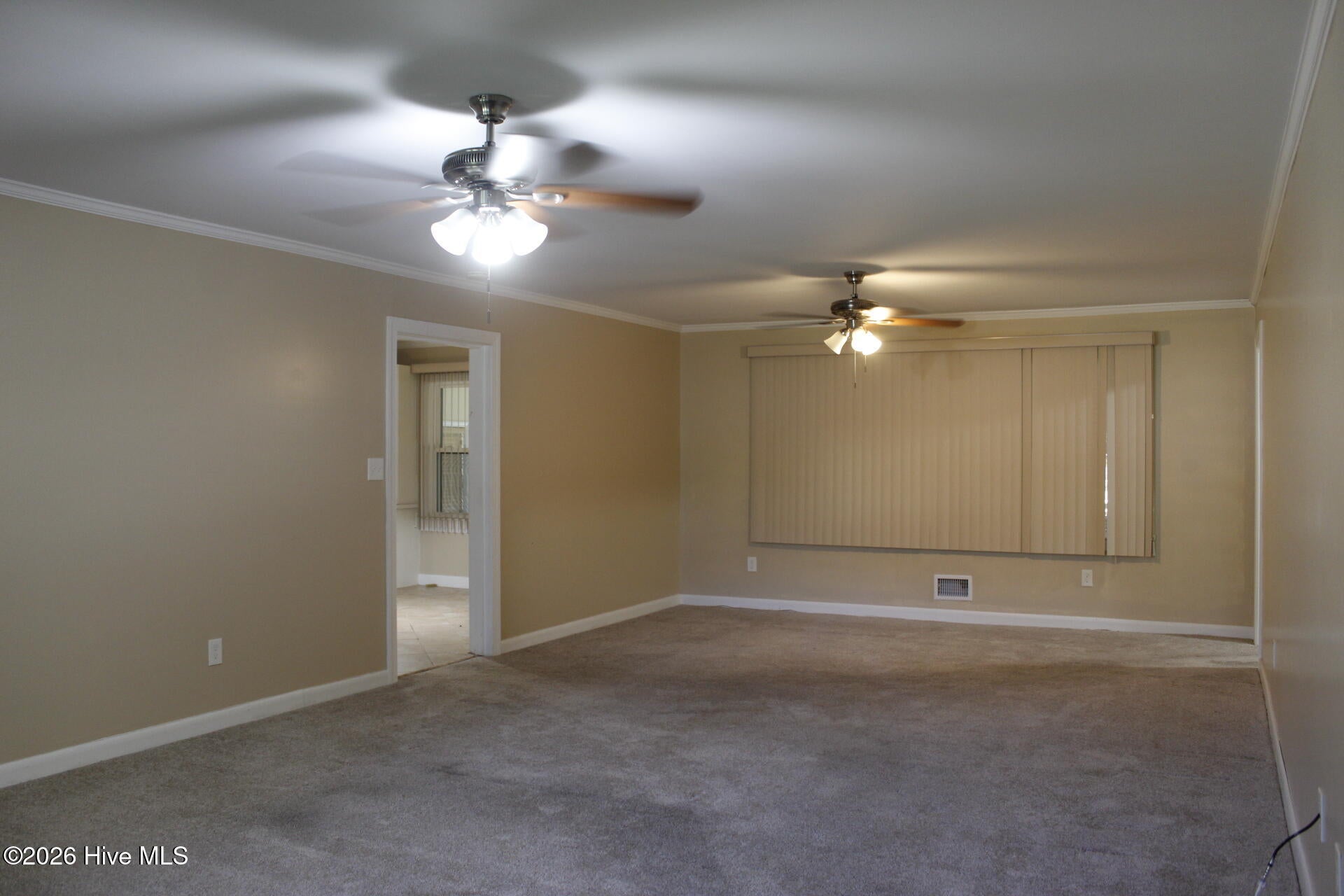 2124 Oleander Drive