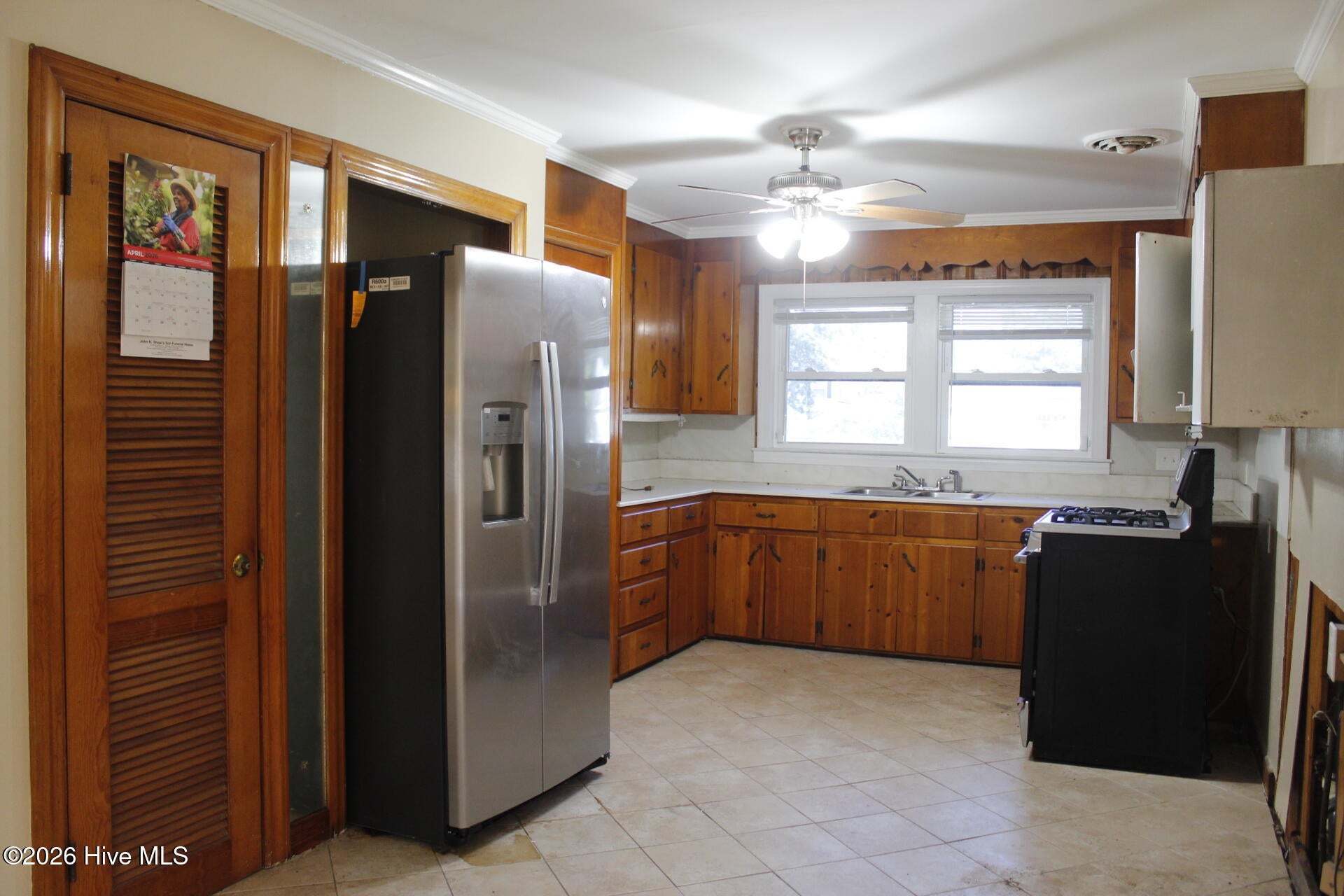 2124 Oleander Drive