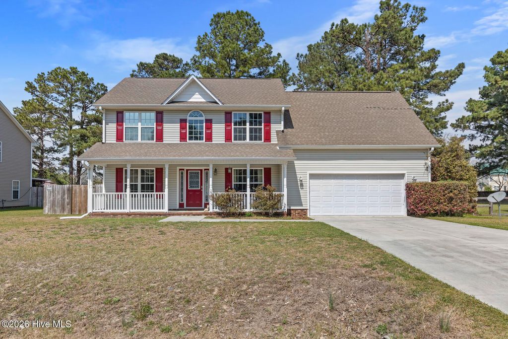 Photo of 303 Kojack Court, Richlands, NC 28574 (MLS # 100564296)