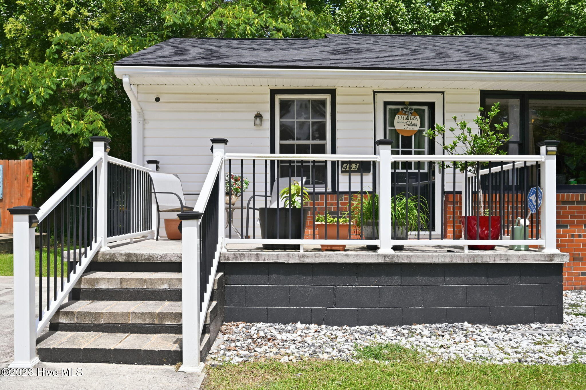 403 Hickory Court