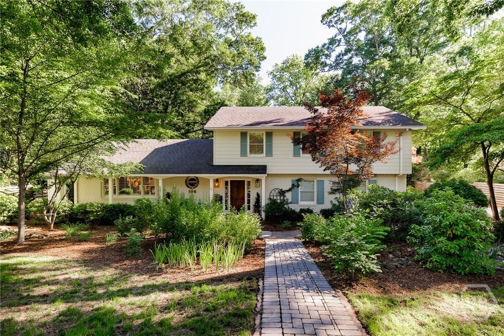 Photo of 390 Duncan Springs Road, Athens, GA 30606 (MLS # CL355431)