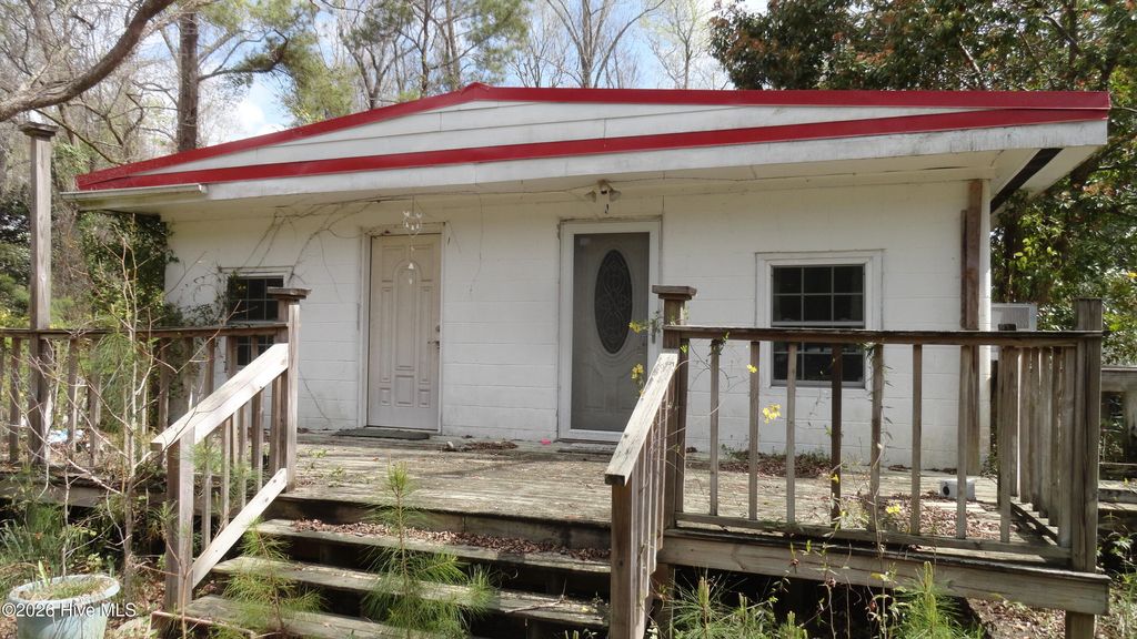 Photo of 210214 Railroad Street, Havelock, NC 28532 (MLS # 100562878)