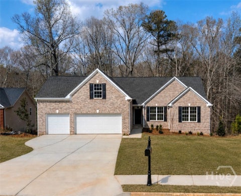 Homes For Sale - 1235 Morgans Run<br/> Monroe, GA 30656