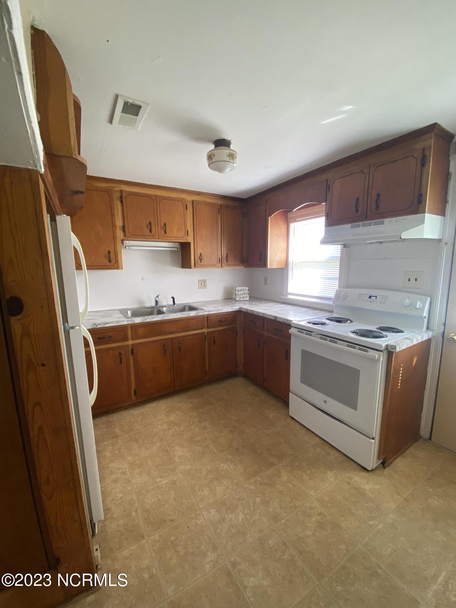 1408 Watering Pond Road