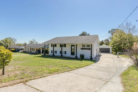 Photo of 2110 Clairmont Drive, Augusta, GA 30904 (MLS # 553325)