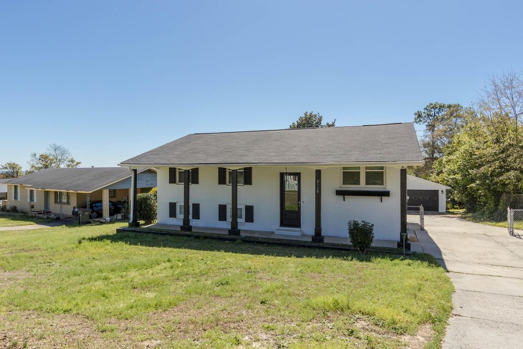 Photo of 2110 Clairmont Drive, Augusta, GA 30904 (MLS # 553325)