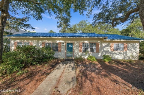 Homes For Sale - 143 NW 7th Street<br/> Brunswick County, Oak Island, NC 28465