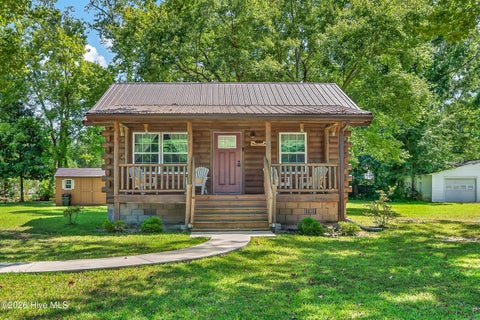 Homes For Sale - 307 Carragood Trail<br/> New Bern, NC 28560