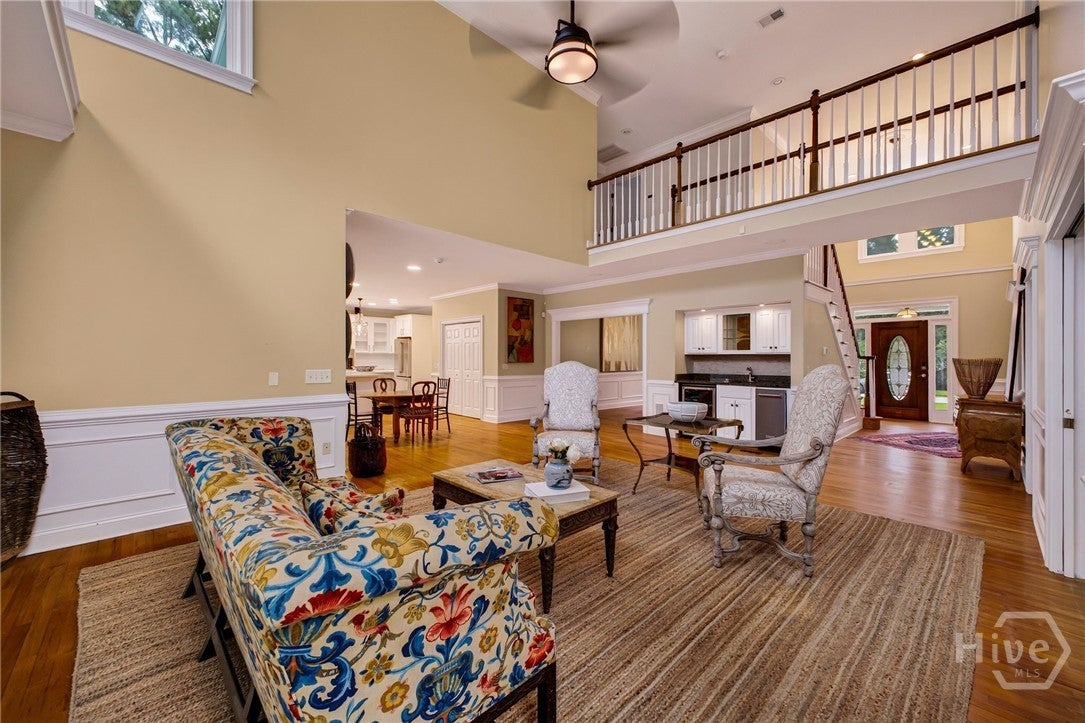121 Greenview Drive