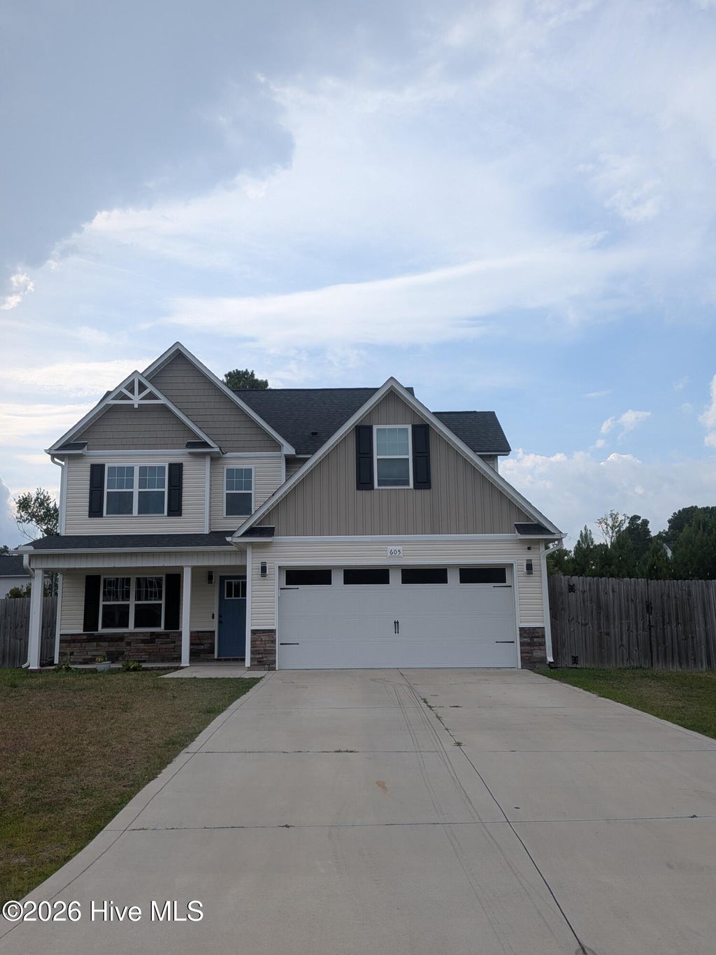 Photo of 605 Coral Reef Court, Sneads Ferry, NC 28460 (MLS # 100588426)