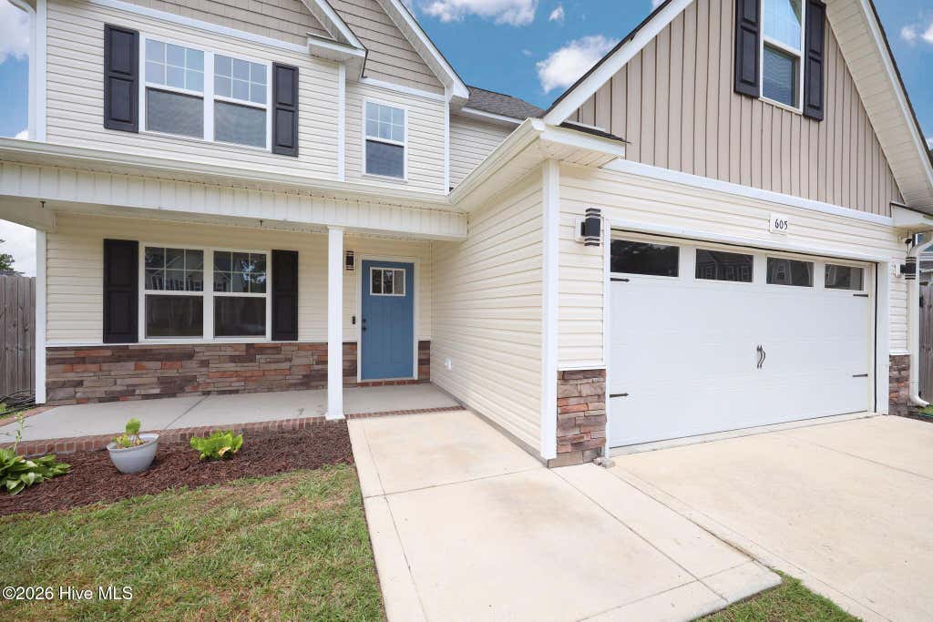 Photo of 605 Coral Reef Court, Sneads Ferry, NC 28460 (MLS # 100588426)