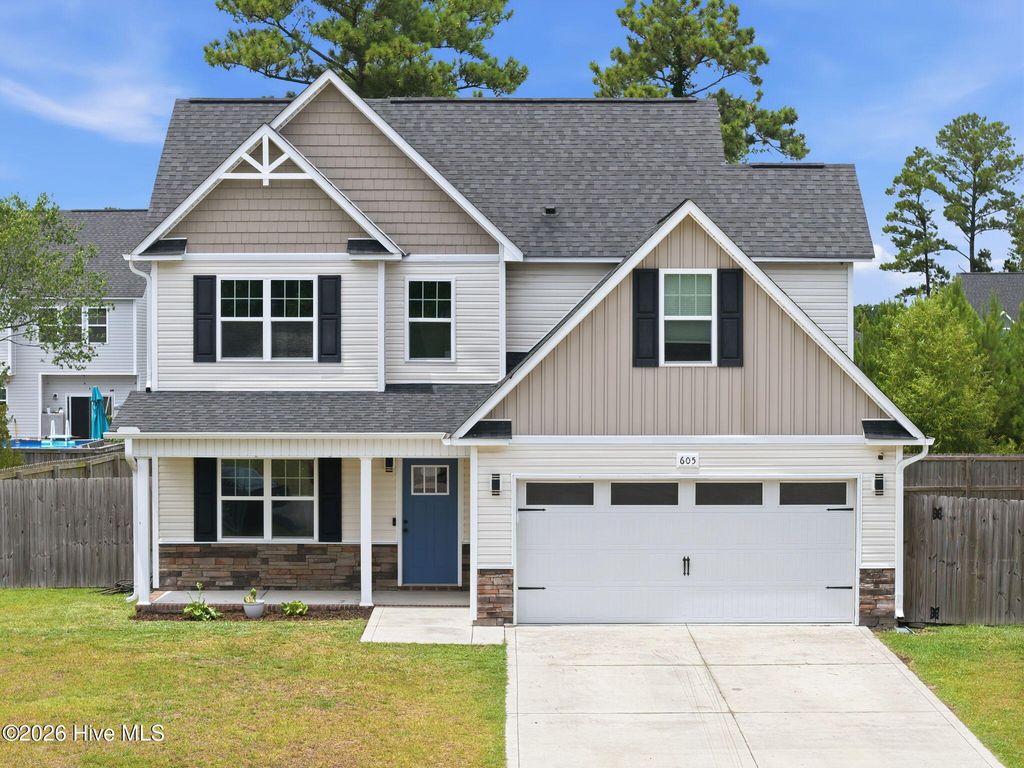 Photo of 605 Coral Reef Court, Sneads Ferry, NC 28460 (MLS # 100588426)