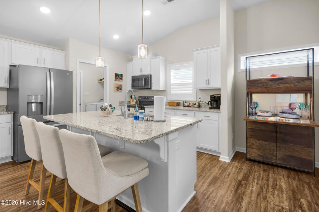 Photo of 505 Odham Lane, New Bern, NC 28562 (MLS # 100556352)