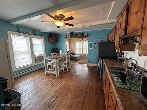 Tiny photo for 411 Spartanburg Avenue, Carolina Beach, NC 28428 (MLS # 100561298)