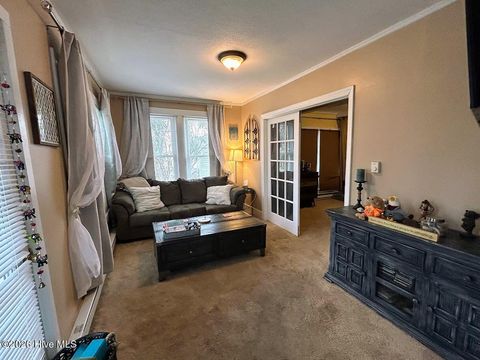 Tiny photo for 411 Spartanburg Avenue, Carolina Beach, NC 28428 (MLS # 100561298)