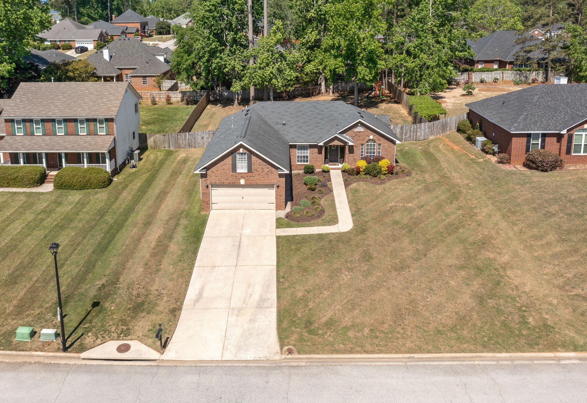 1320 Maple Leaf Court