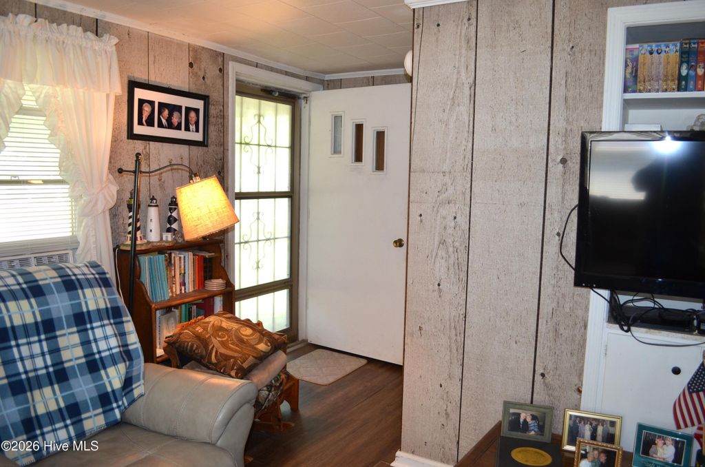 Photo of 158 Otway Farm Road, Beaufort, NC 28516 (MLS # 100569879)