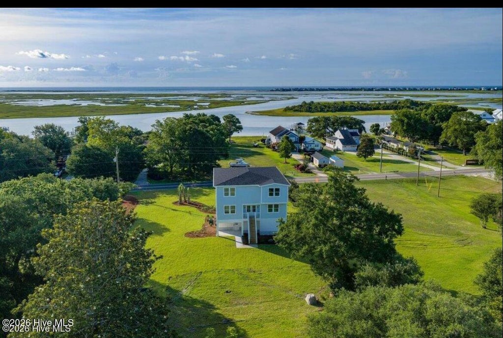 Photo of 8 Scotts Hill Loop Road, Wilmington, NC 28411 (MLS # 100600000)