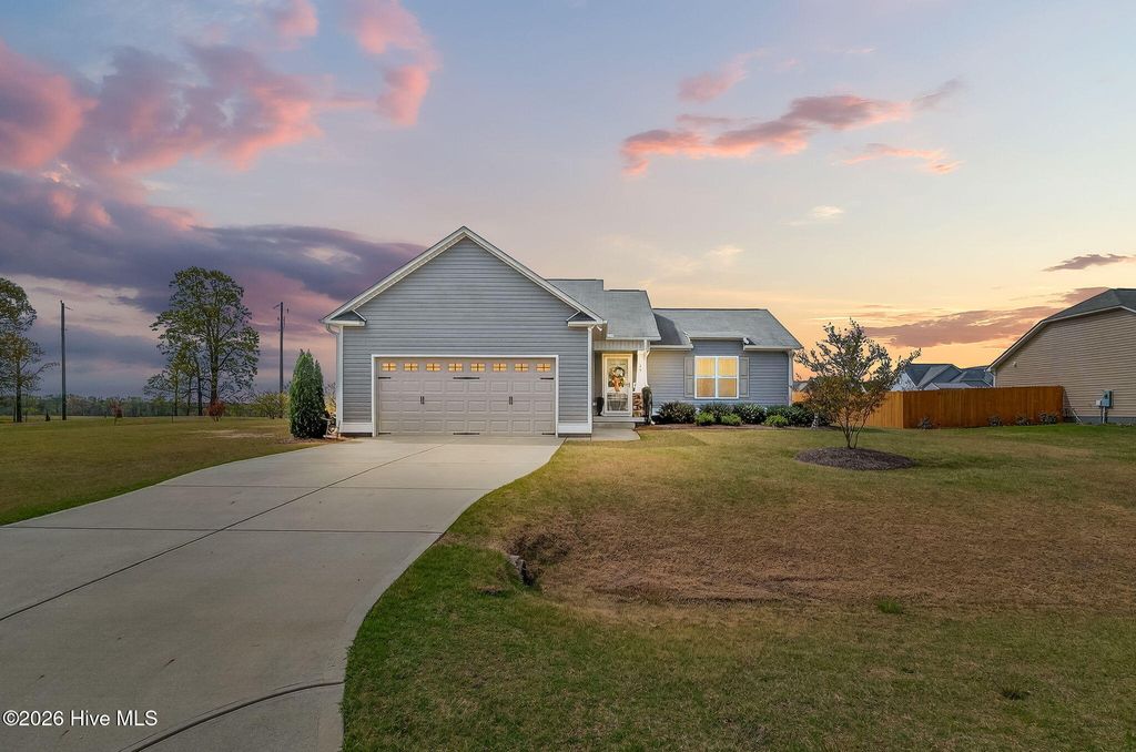 Photo of 25 Cornfield Lane, Benson, NC 27504 (MLS # 100564694)