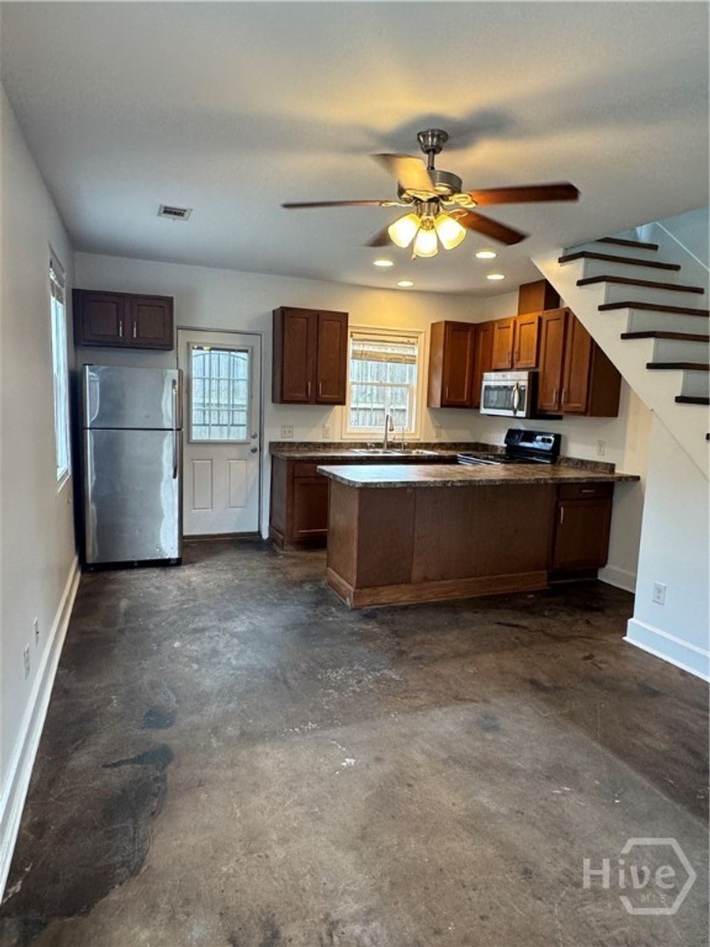 Photo of 1305 E Anderson Street, Savannah, GA 31404 (MLS # SA354557)