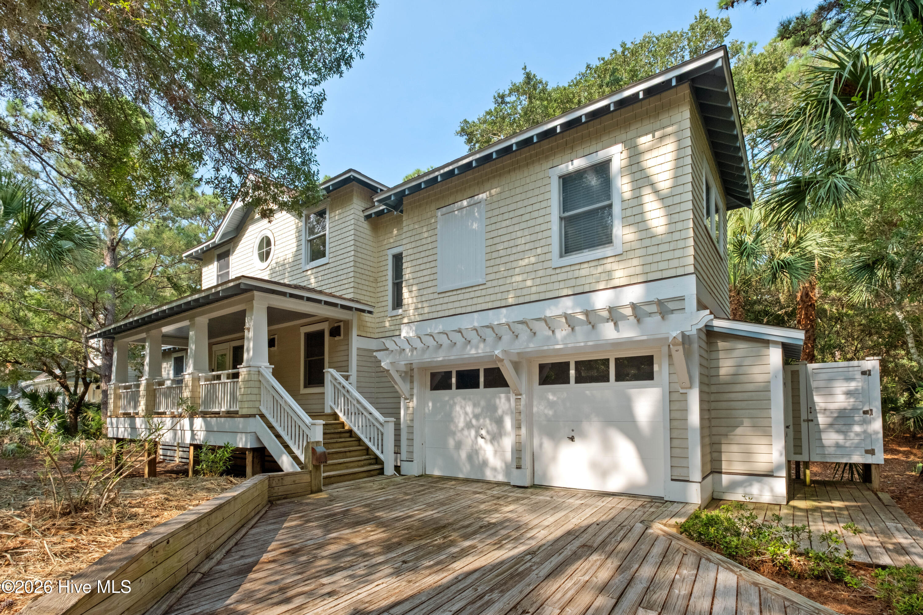 3 Red Bay Court