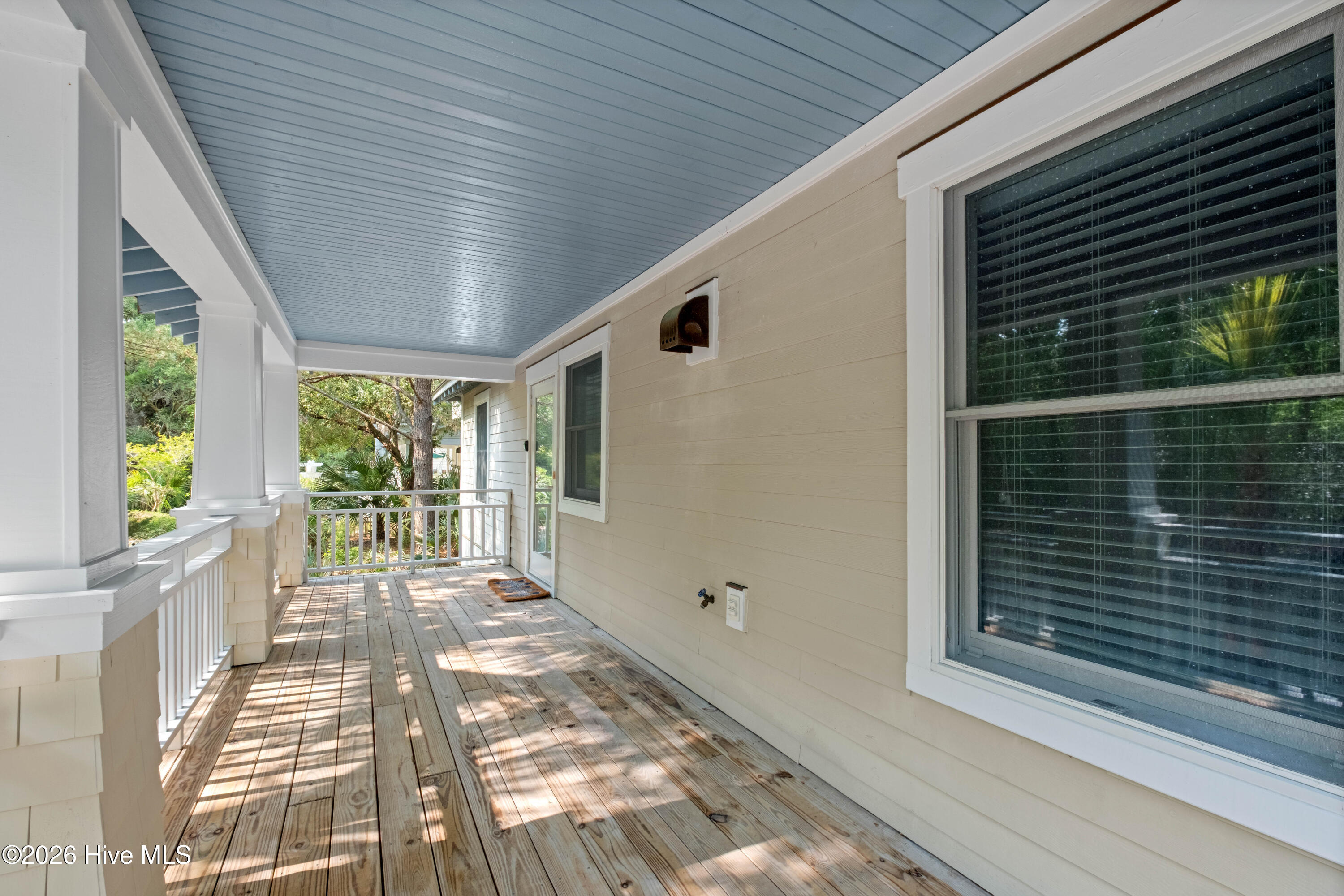 3 Red Bay Court