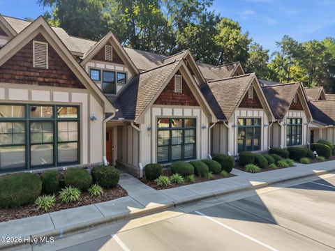 Photo of 35 Elk Ridge Lane, Southern Pines, NC 28387 (MLS # 100602734)