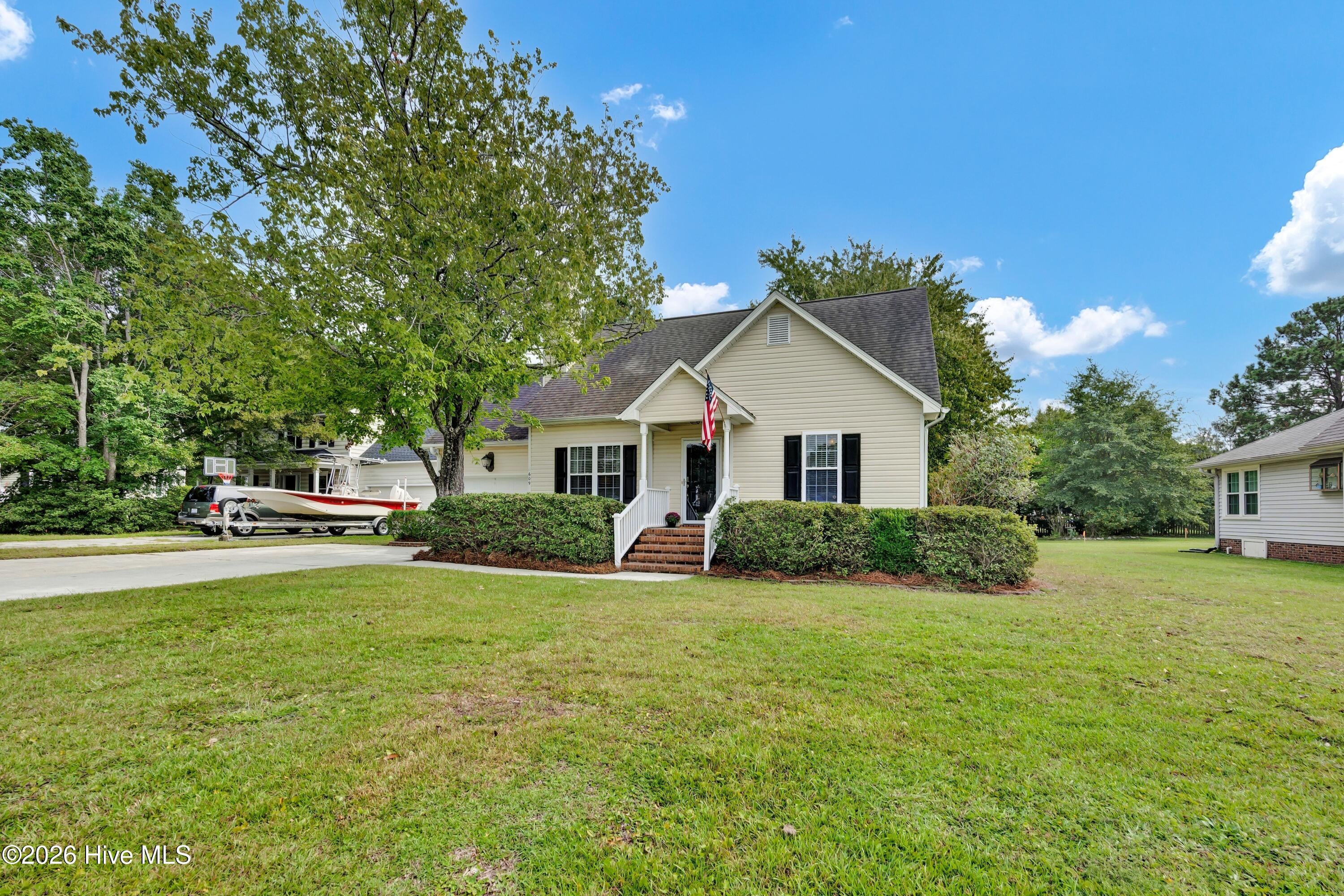 609 Kings Arm Court