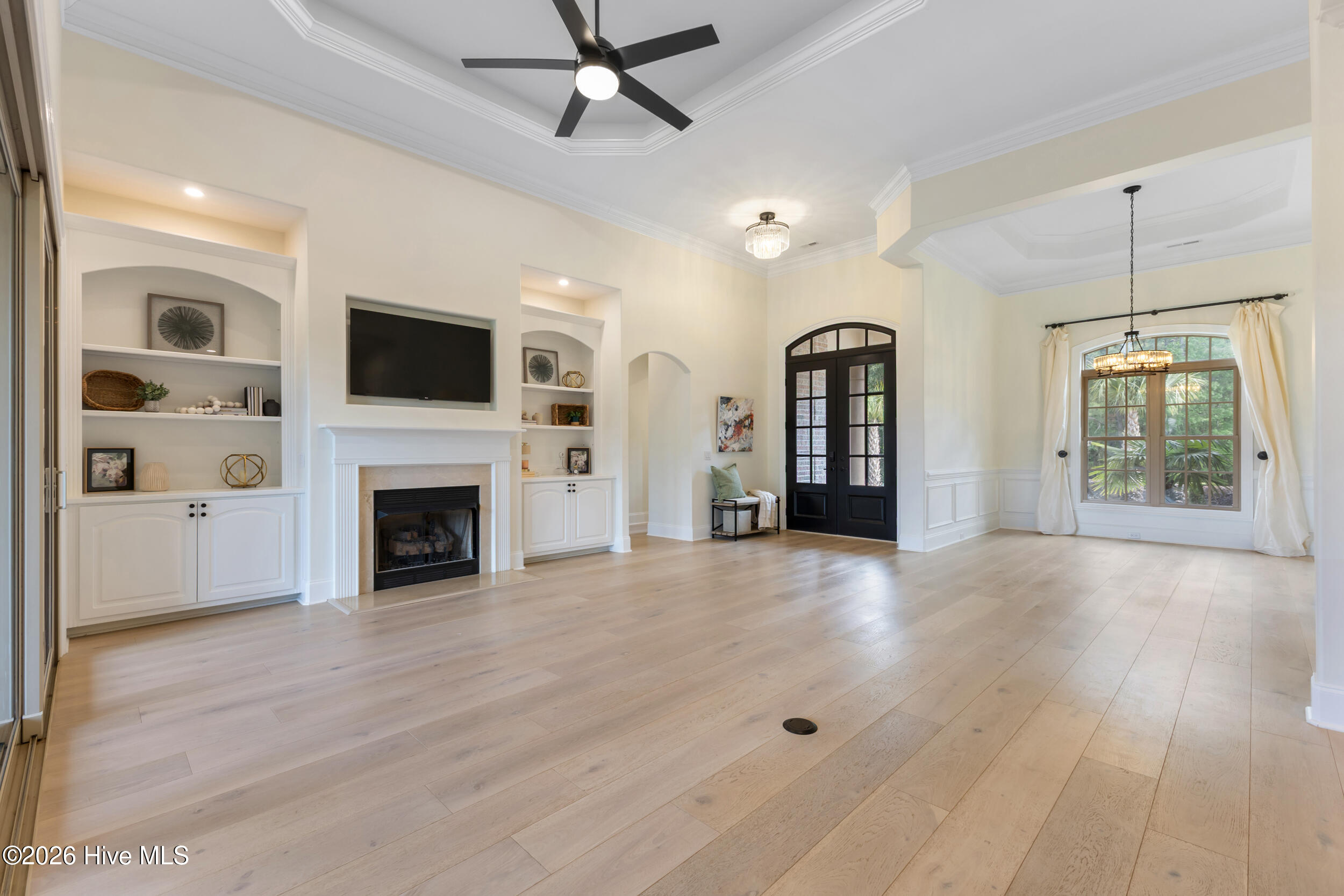 1825 S Moorings Drive