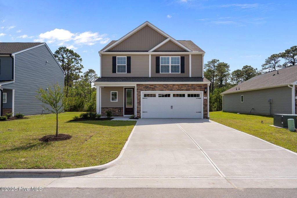 Photo of 28 S Umbrella Palm Drive, Hampstead, NC 28443 (MLS # 100500000)