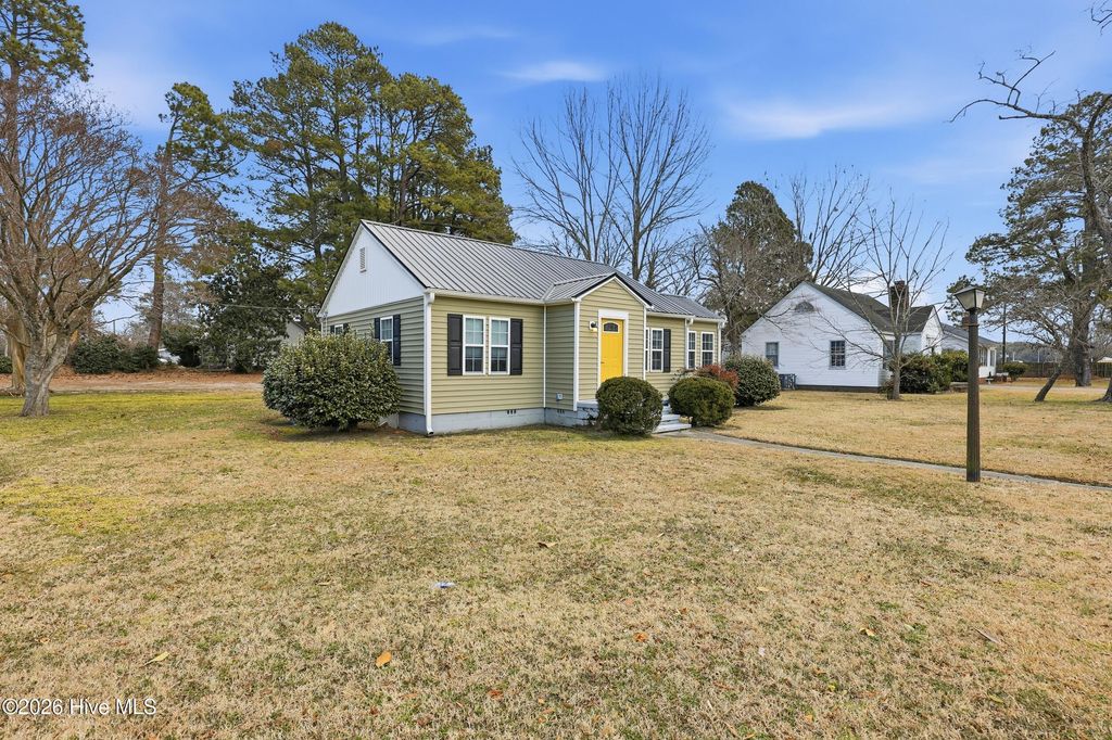 Photo of 1250 N Road Street, Elizabeth City, NC 27909 (MLS # 100552300)