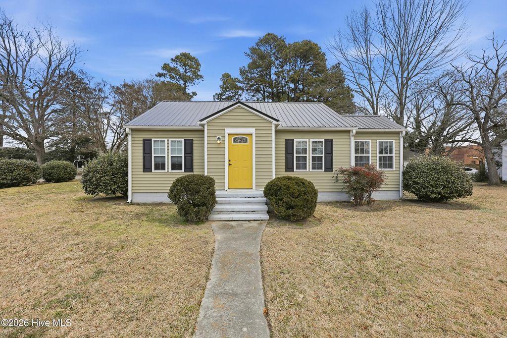Photo of 1250 N Road Street, Elizabeth City, NC 27909 (MLS # 100552300)